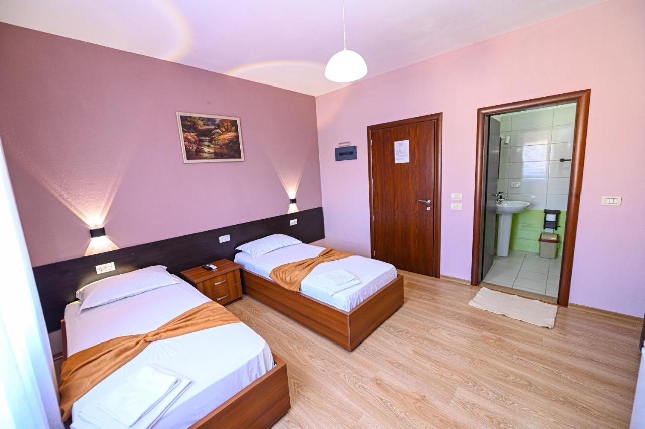 Hotel Epoka Shkodër Exteriér fotografie