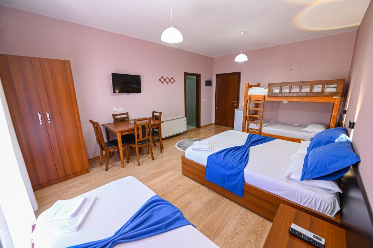 Hotel Epoka Shkodër Exteriér fotografie