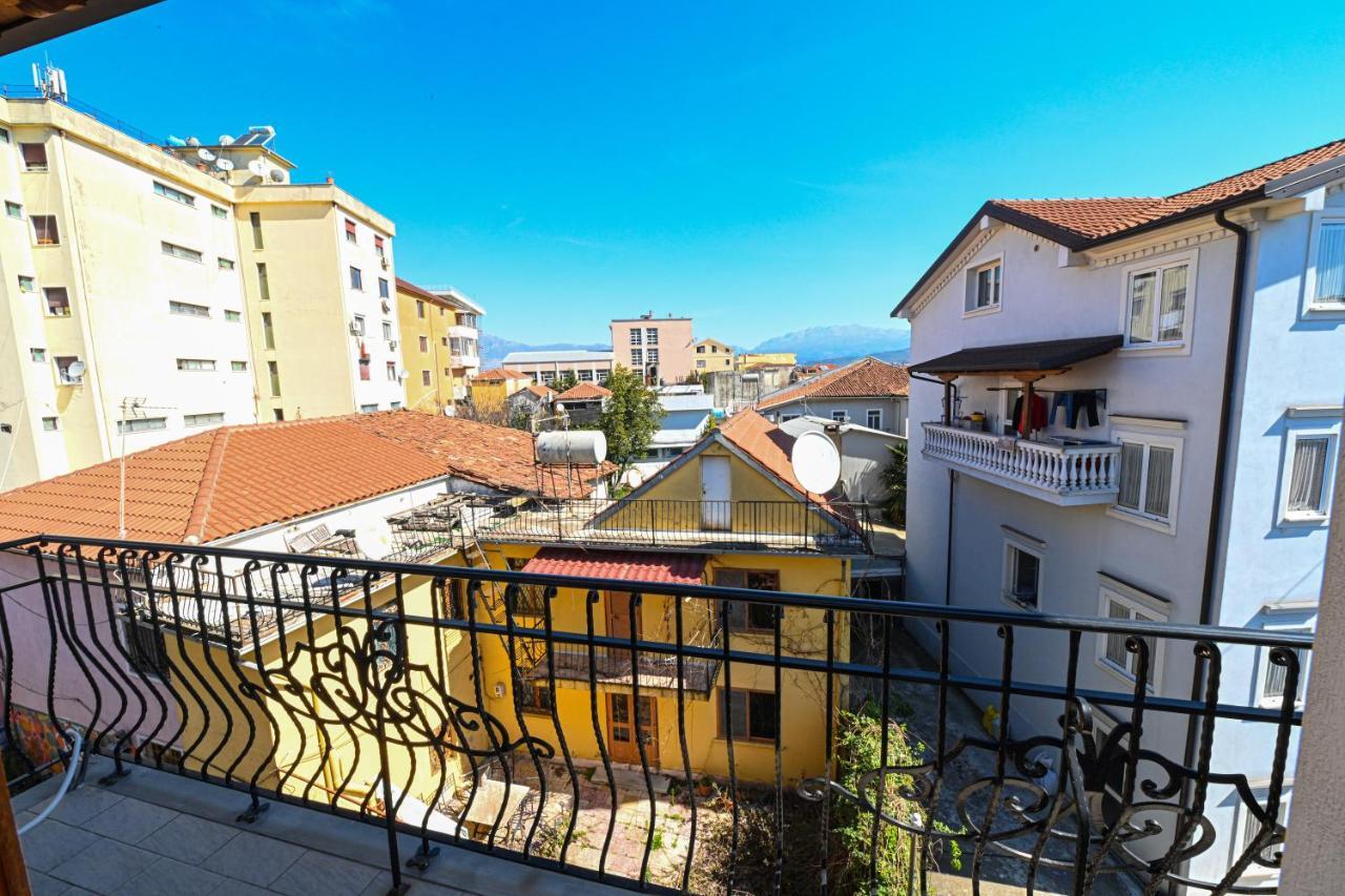 Hotel Epoka Shkodër Exteriér fotografie